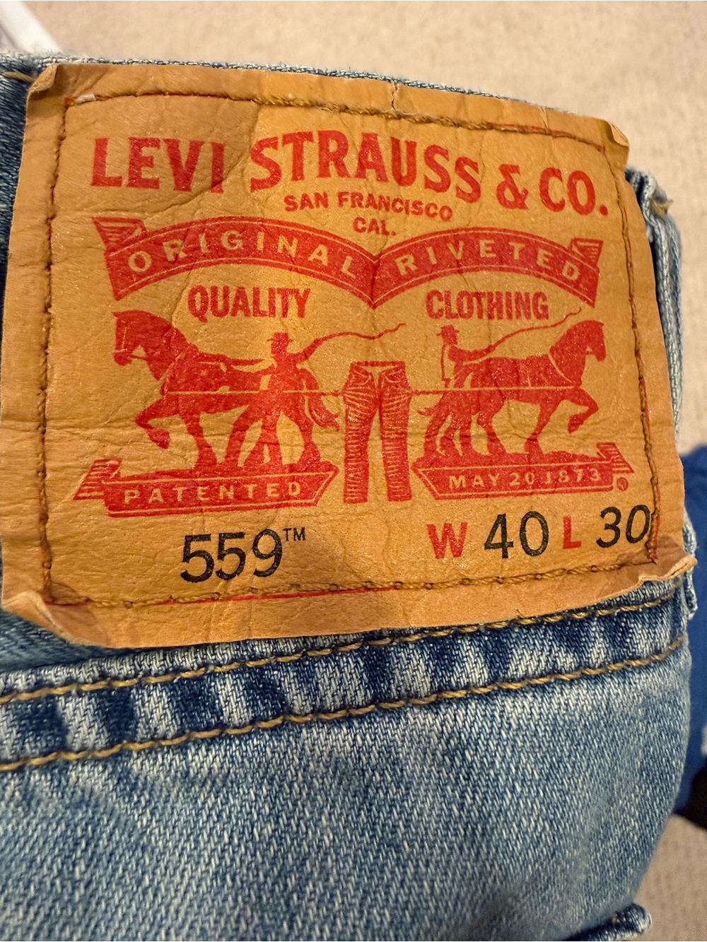 Levi's Men’s Relaxed Jeans in Light Blue with Tan Patch